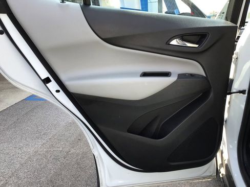 Used 2024 Chevrolet Equinox LS image 19