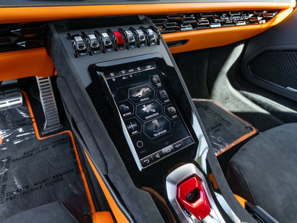 Used 2023 Lamborghini Huracan Tecnica RWD image 15