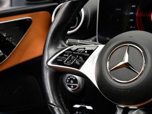 Used 2023 Mercedes-Benz C 300 4MATIC Sedan image 21