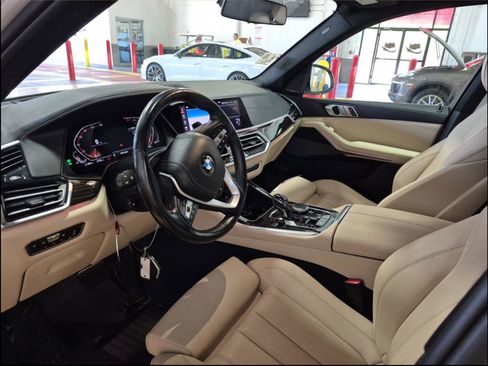 Used 2019 BMW X5 xDrive40i w/ Premium Package 2 image 5