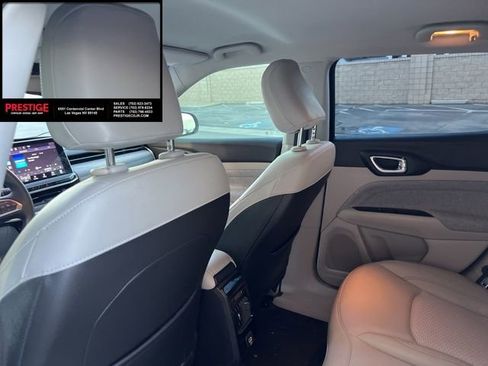 Used 2022 Jeep Compass Latitude image 20