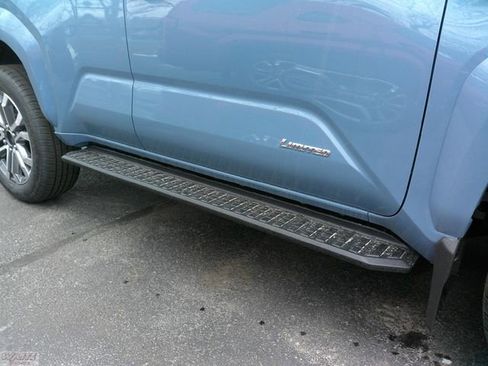 New 2026 Toyota 4Runner Limited image 9