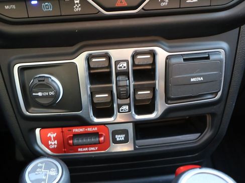 Used 2022 Jeep Wrangler Unlimited Rubicon 4xe w/ Cold Weather Group image 34