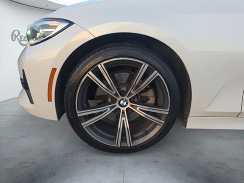 Used 2020 BMW 330i Sedan w/ Premium Package RWD image 17