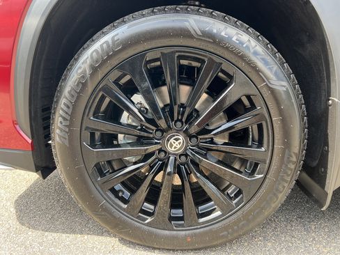 New 2026 Toyota Highlander XSE AWD/4WD image 12
