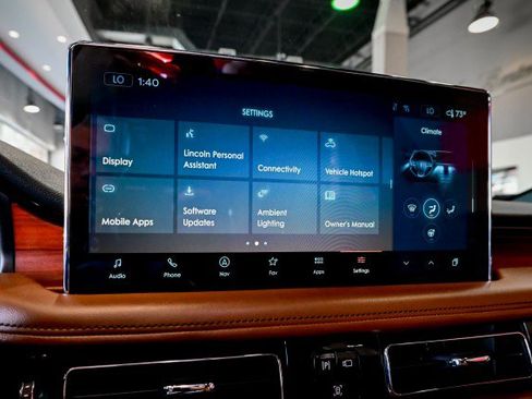Used 2021 Lincoln Nautilus Reserve FWD image 41