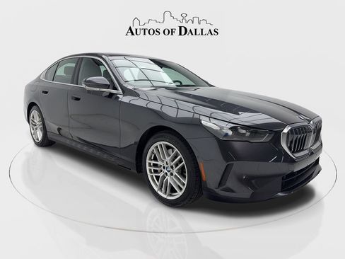 Used 2024 BMW 530i w/ Premium Package RWD image 2