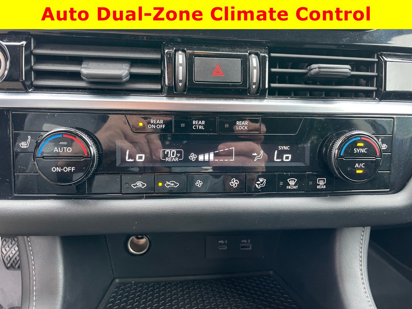Used 2023 Nissan Pathfinder SV AWD/4WD image 27