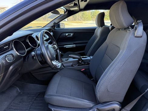 Used 2015 Ford Mustang V6 w/ Equipment Group 051A image 32