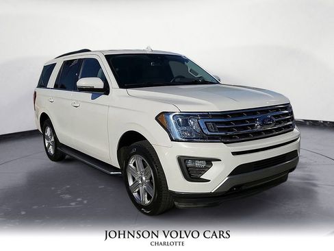Used 2021 Ford Expedition XLT image 2