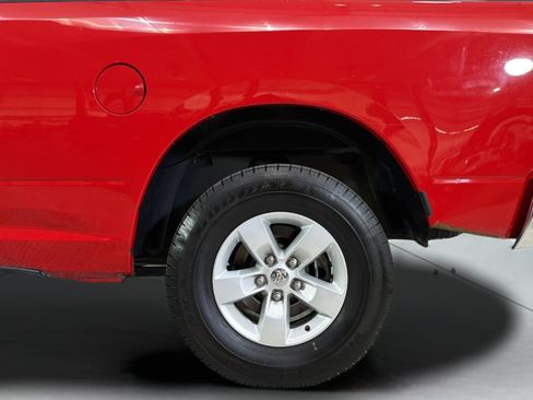 Used 2014 RAM 1500 Classic SLT RWD image 37