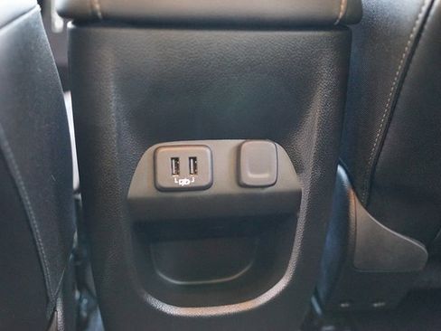 Used 2020 GMC Canyon SLT w/ Trailering Package image 9