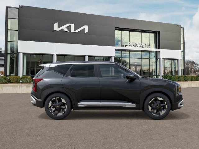 New 2027 Kia Seltos S FWD image 8