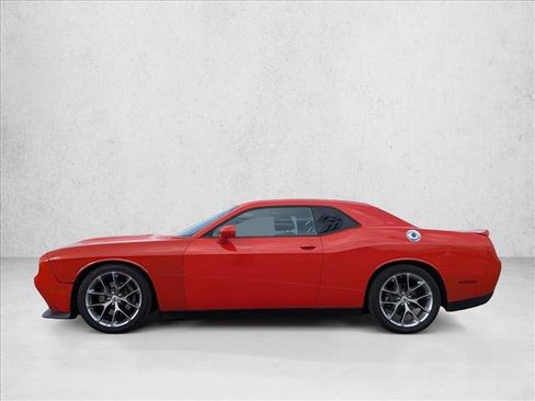 Used 2022 Dodge Challenger GT image 9