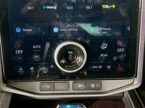 Used 2023 Ford Expedition Platinum image 22