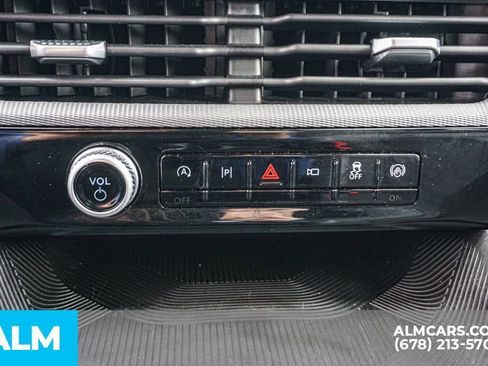 Used 2025 Ford Explorer ST-Line image 43