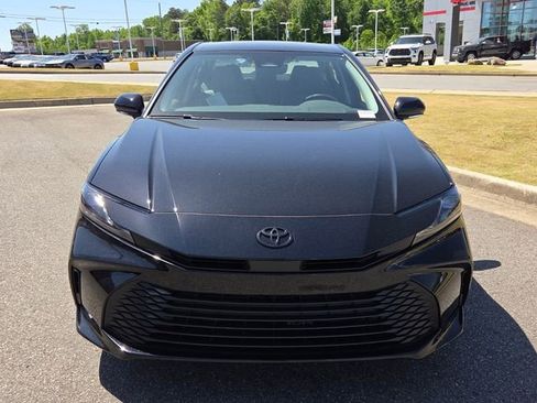New 2026 Toyota Camry LE FWD image 2