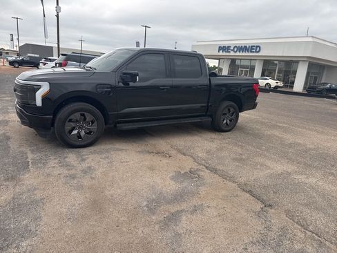 Used 2022 Ford F150 Lightning Lariat w/ Equipment Group 511A High AWD/4WD image 6