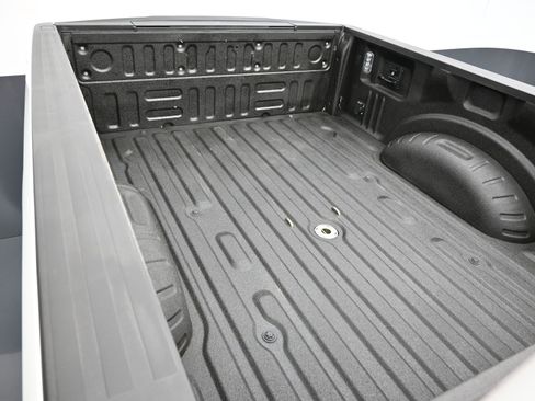 Used 2022 Ford F250 Platinum w/ FX4 Off-Road Package image 44