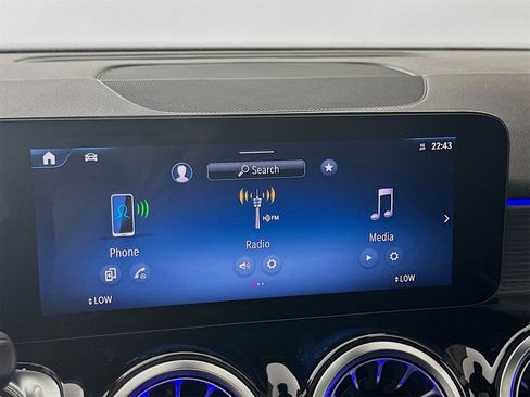 New 2026 Mercedes-Benz GLB 250 GLB 250 image 15