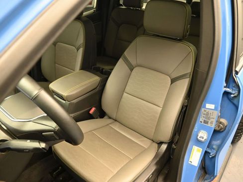 Used 2025 Chevrolet Colorado ZR2 w/ Technology Package image 10