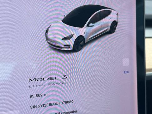 Used 2018 Tesla Model 3 Long Range RWD image 3