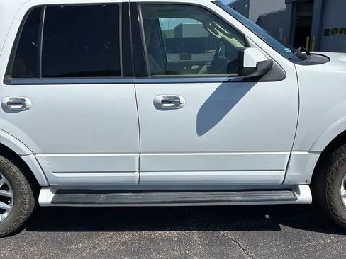 Used 2016 Ford Expedition Limited AWD/4WD image 11