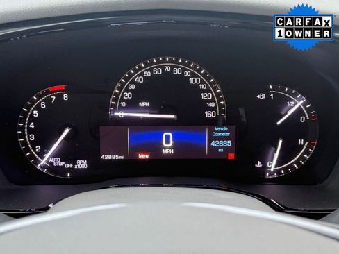 Used 2017 Cadillac XT5 Luxury w/ Driver Awareness Package image 21