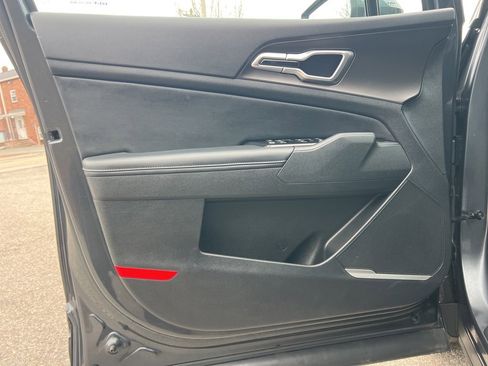 Certified 2023 Kia Sportage EX w/ EX Premium Package image 12