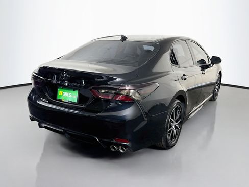 Used 2024 Toyota Camry SE w/ Convenience Package FWD image 10