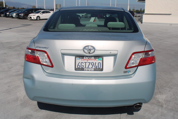Used 2009 Toyota Camry Hybrid w/ Upgrade Pkg FWD image 4