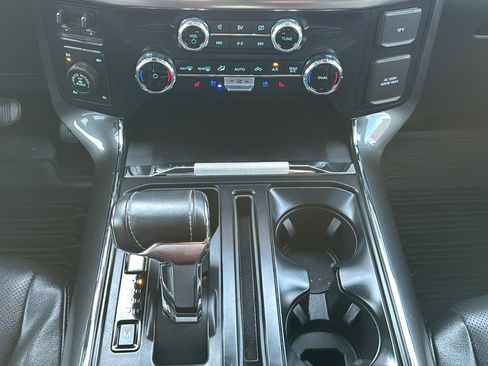 Used 2023 Ford F150 Lariat AWD/4WD image 33