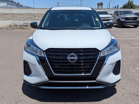 Used 2023 Nissan Kicks S FWD image 8