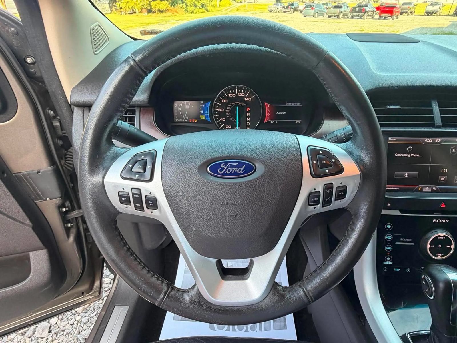 Used 2013 Ford Edge Limited w/ Driver Entry Pkg FWD image 11