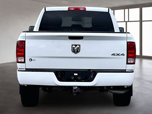 Used 2015 RAM 1500 Express AWD/4WD image 5
