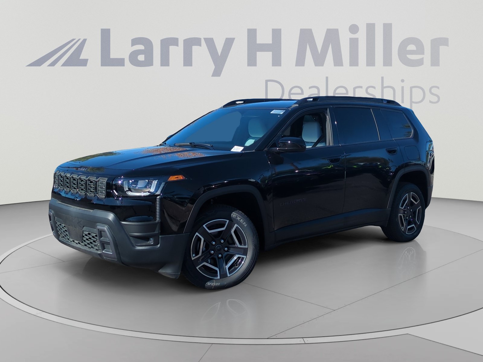 New 2026 Jeep Cherokee Laredo AWD/4WD image 1