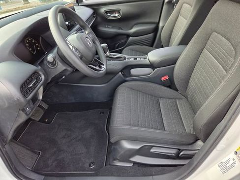 New 2026 Honda HR-V LX image 10