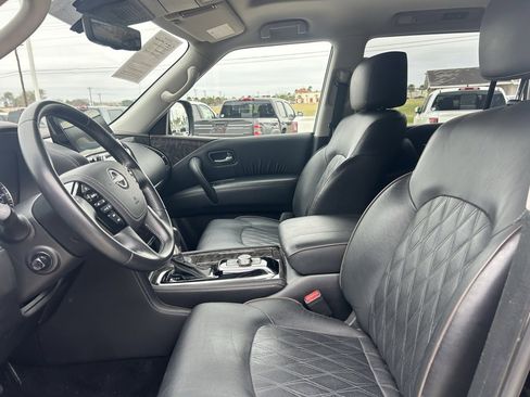 Certified 2022 Nissan Armada Platinum image 10