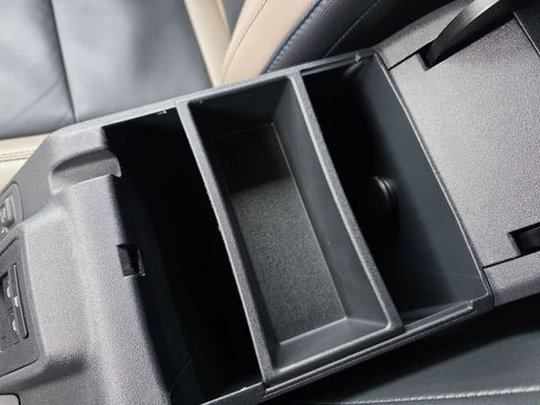 Used 2023 Ford Bronco Wildtrak AWD/4WD image 59