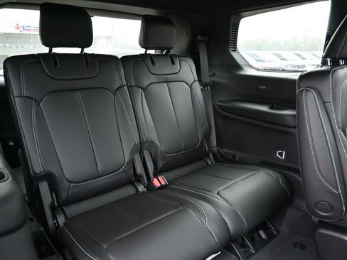 New 2026 Jeep Grand Cherokee L Limited image 26