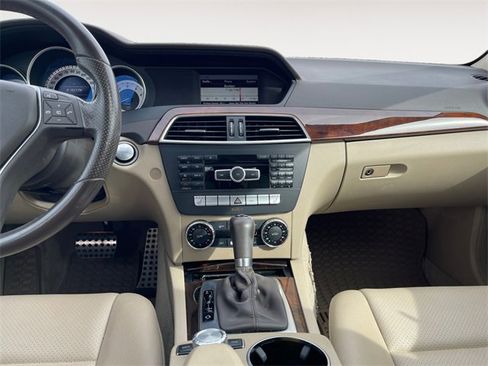 Used 2013 Mercedes-Benz C 300 4MATIC Sedan image 11