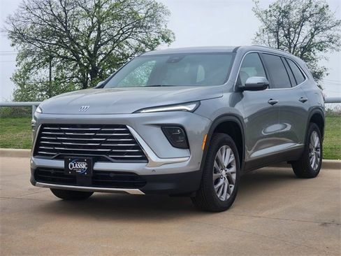 New 2025 Buick Enclave Preferred w/ Super Cruise Package image 3