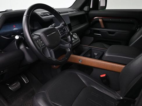 Used 2023 Land Rover Defender 130 X AWD/4WD image 7