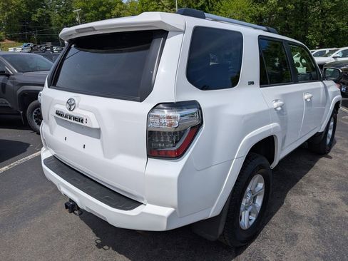 Used 2024 Toyota 4Runner SR5 AWD/4WD image 7