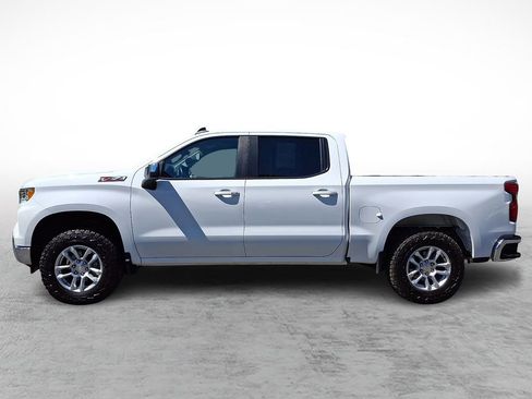 Used 2024 Chevrolet Silverado 1500 LT w/ Z71 Off-Road Package AWD/4WD image 7