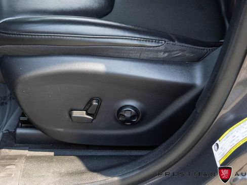 Used 2019 Jeep Cherokee Trailhawk w/ Comfort/Convenience Group AWD/4WD image 20