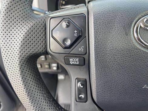 Used 2018 Toyota Tundra Limited AWD/4WD image 33