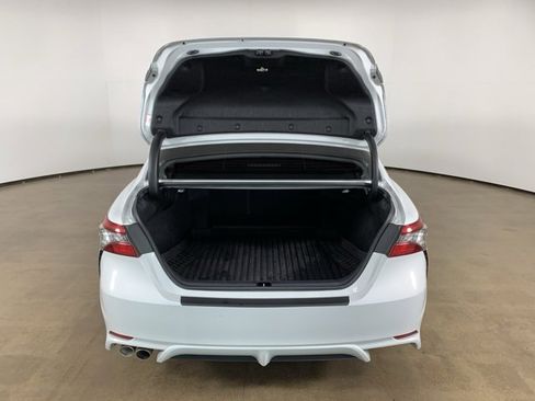 Used 2023 Toyota Camry XSE image 12