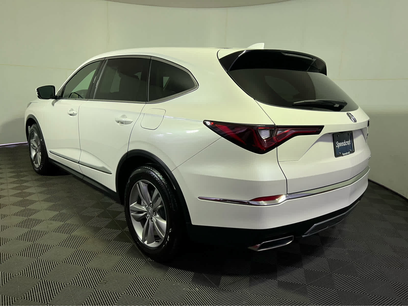 Used 2026 Acura MDX SH-AWD image 5