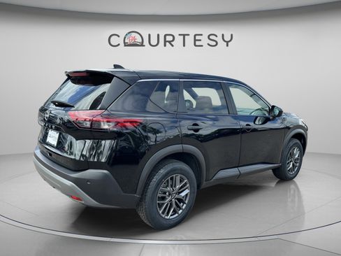 Certified 2023 Nissan Rogue S image 7